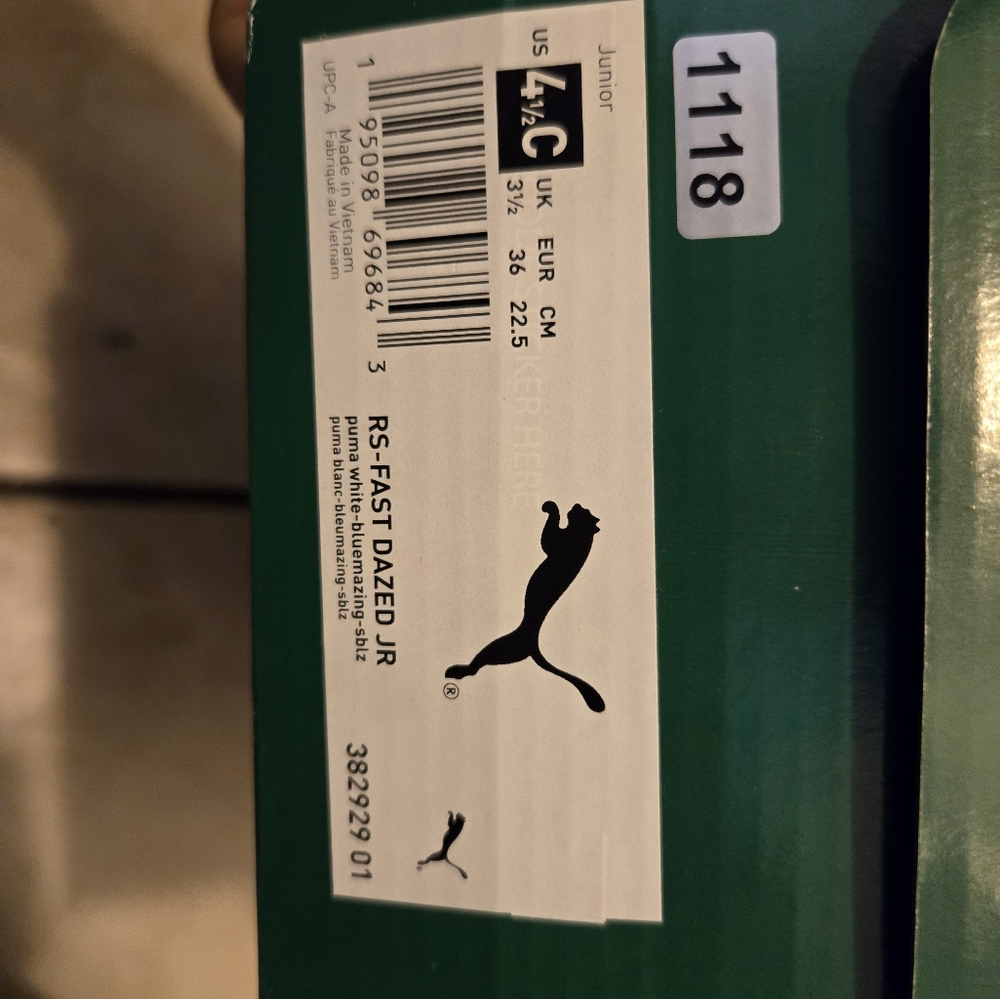 Pumas - Picture 2 of 3
